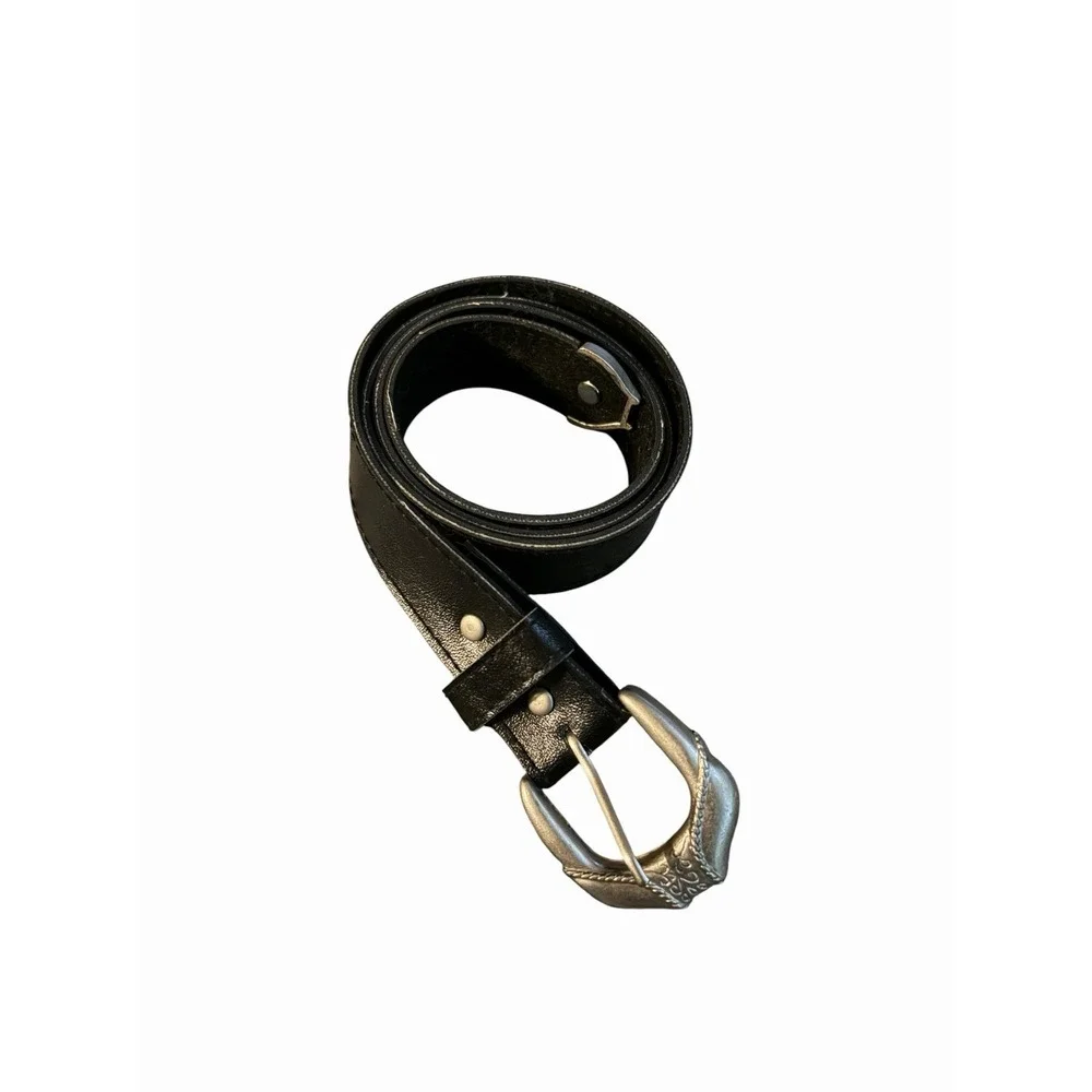 Ladies Black Western Belt with oversized, Engraved silver buckle 35